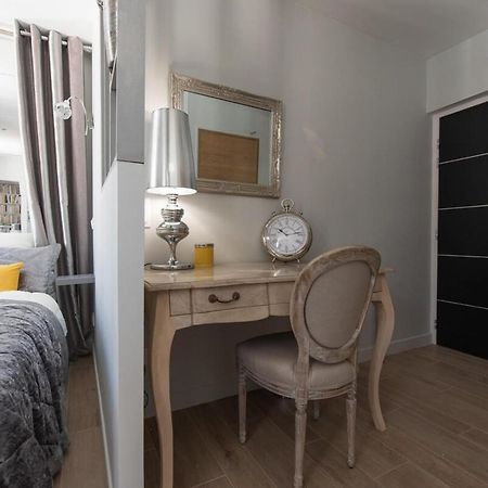 Le Petit Prince- Studio Cosy 2 Pers -Metro Valmy Lyon Zewnętrze zdjęcie